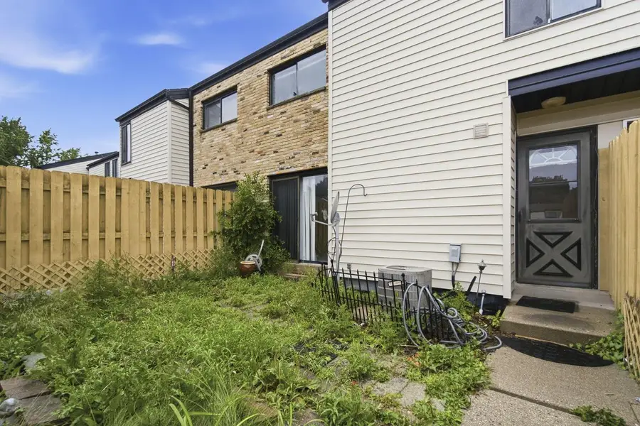 10156 W Kiehnau AVENUE, Milwaukee, WI 53224 - #3