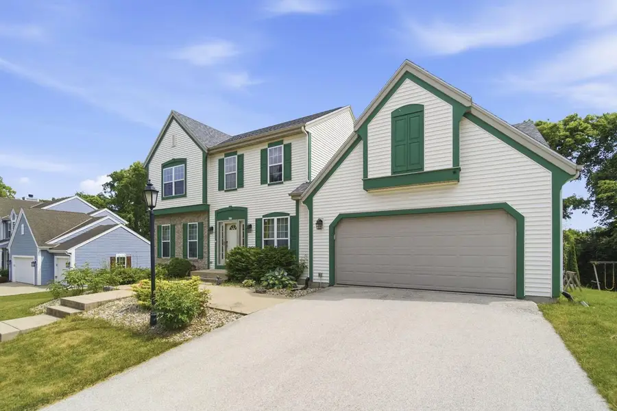 951 River Park DRIVE, Waukesha, WI 53189 - #2