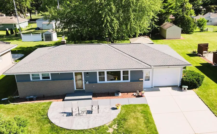 12907 W Cameron AVENUE, Butler, WI 53007 - #2
