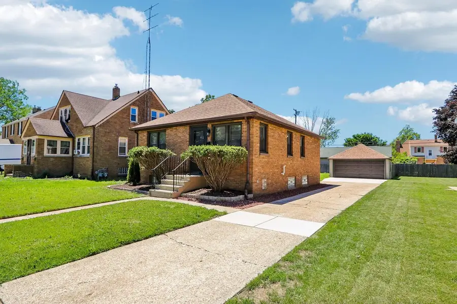 7540 26th AVENUE, Kenosha, WI 53143 - #2