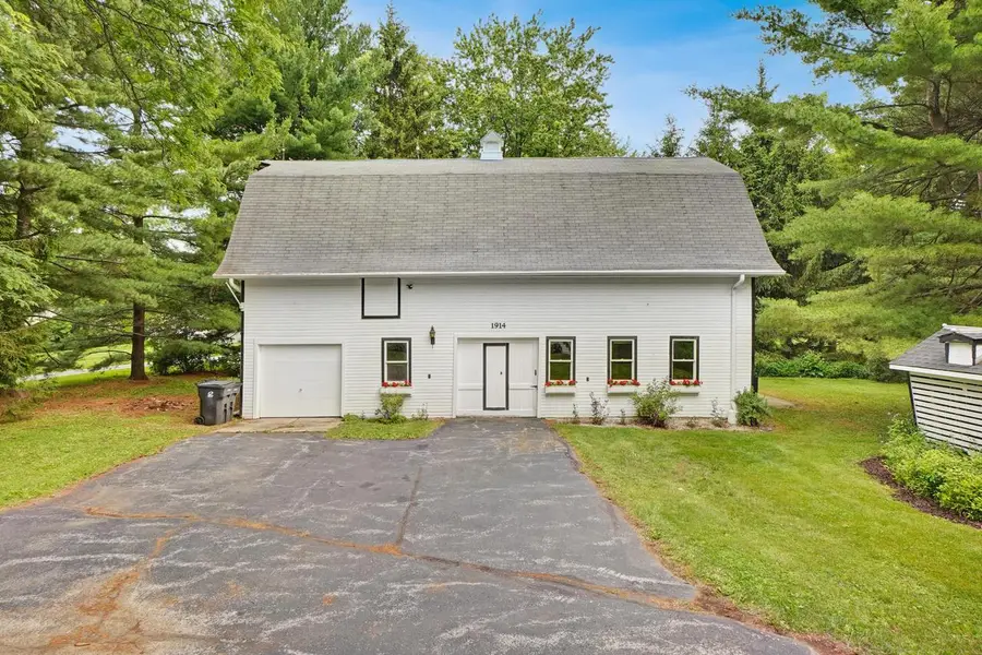 156 Felix STREET, Wales, WI 53183 - #2