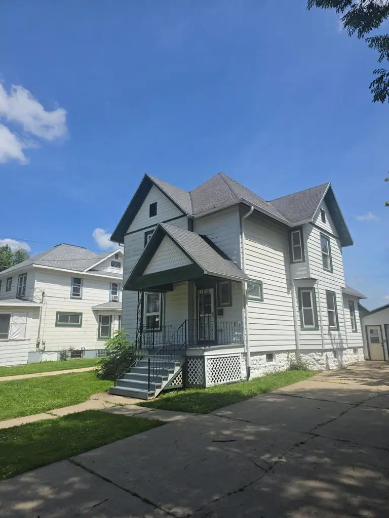 215 N Main STREET, Reeseville, WI 53579 - #2