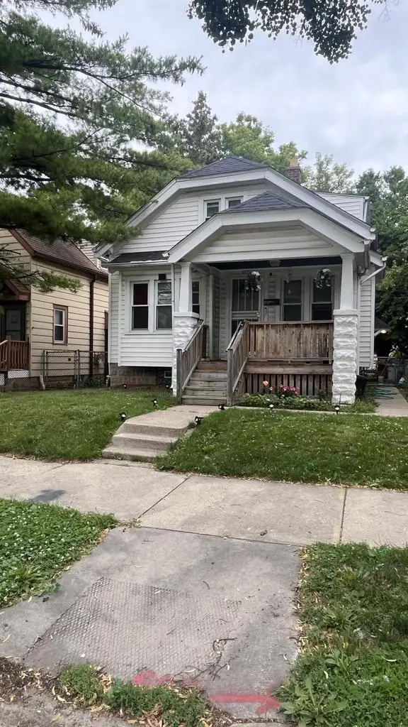4232 W Auer AVENUE, Milwaukee, WI 53216 - #1