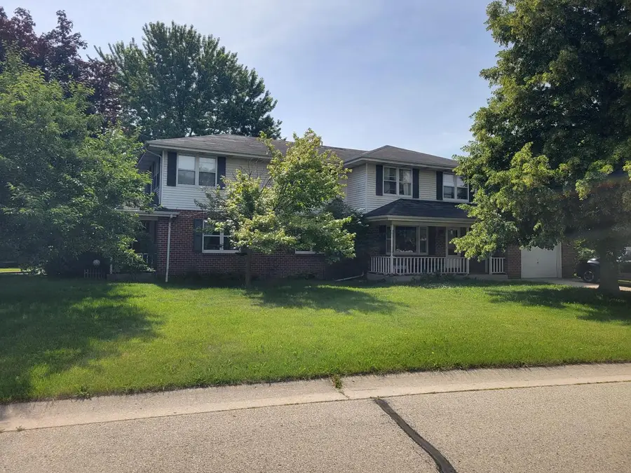 405 Foxmead DRIVE #715, Waterford, WI 53185 - #3
