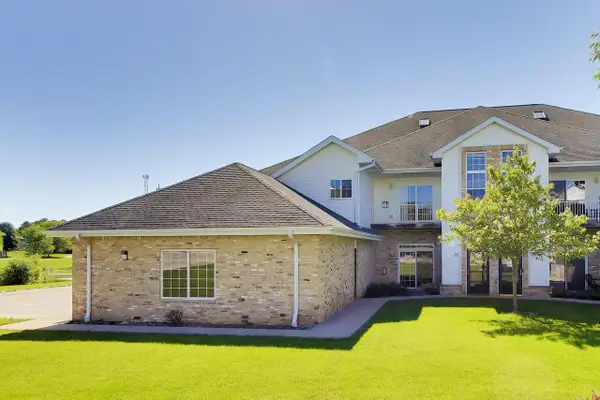 4237 Taylor Harbor W #1, Mount Pleasant, WI 53403