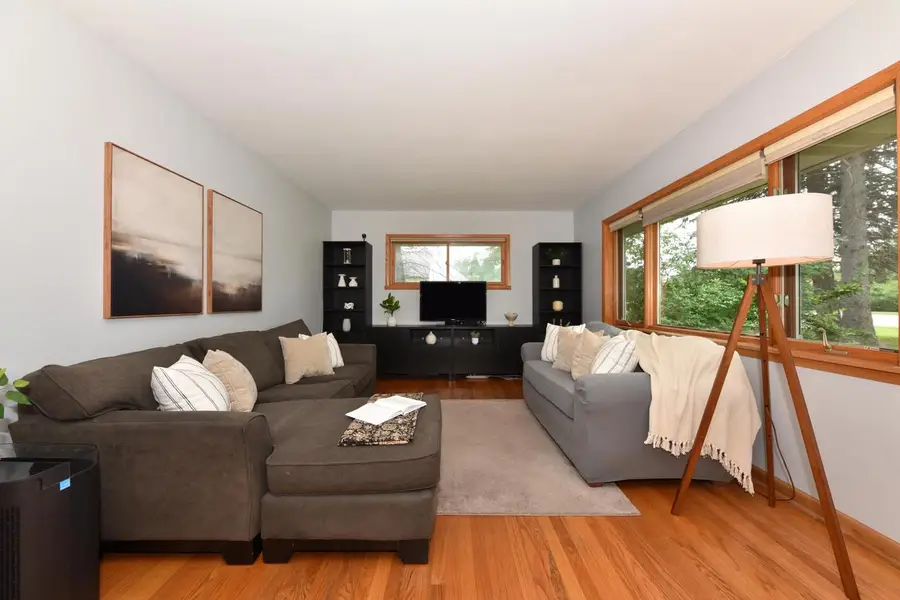 W156N8028 Pilgrim ROAD, Menomonee Falls, WI 53051 - #3