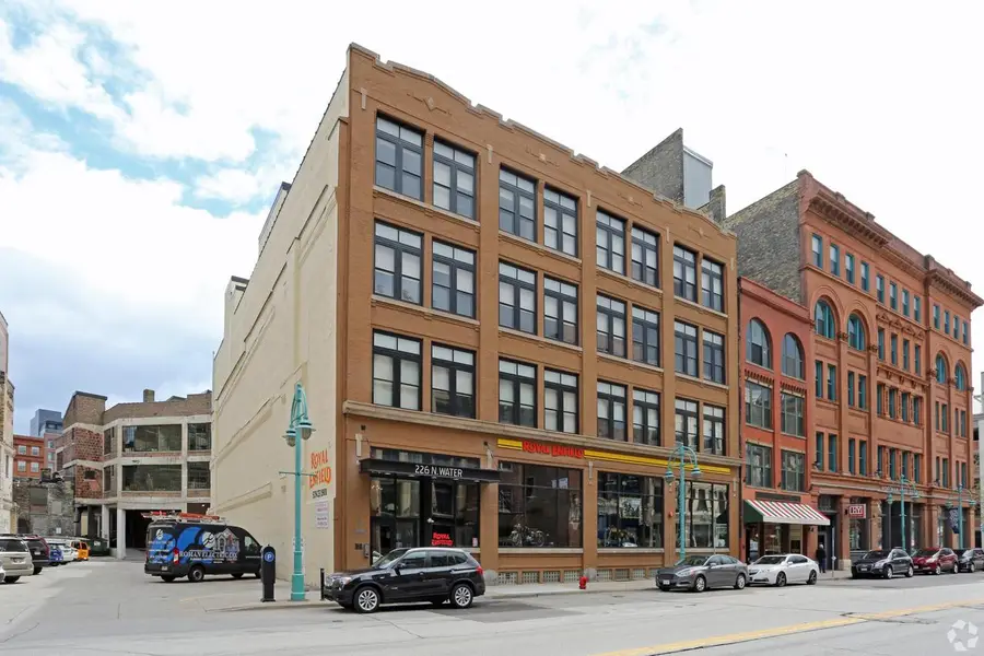 226 N Water STREET, Milwaukee, WI 53202 - #2