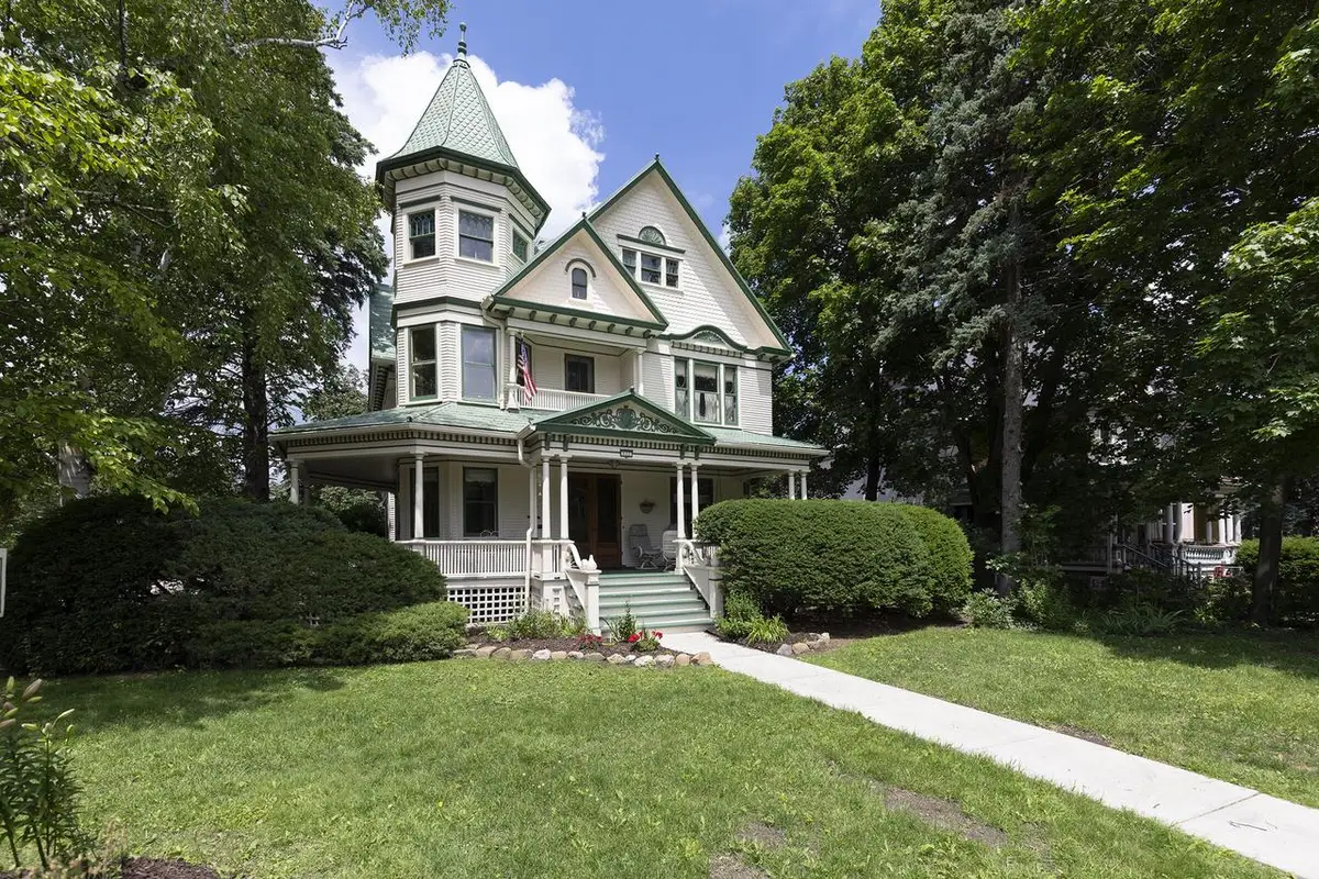 622 W Main STREET, Whitewater, WI 53190 - #1