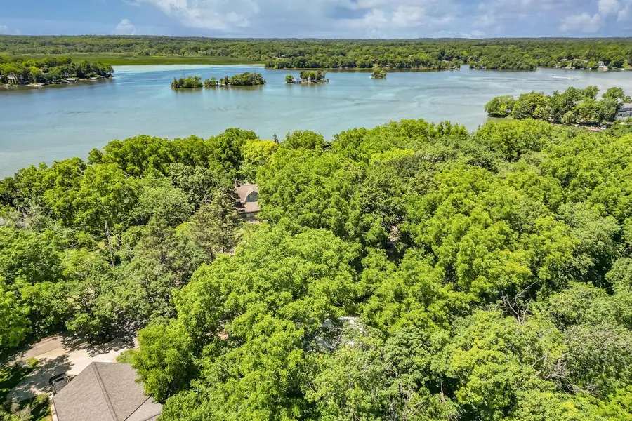W344S10664 Island View LANE, Mukwonago, WI 53149 - #3