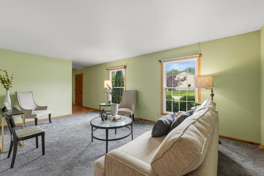 4590 S Regal DRIVE, New Berlin, WI 53151 - #3