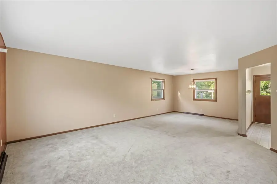 3552 Lusan DRIVE, Cedarburg, WI 53012 - #2