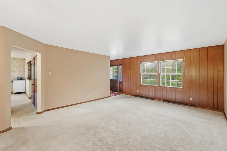 3552 Lusan DRIVE, Cedarburg, WI 53012 - #3
