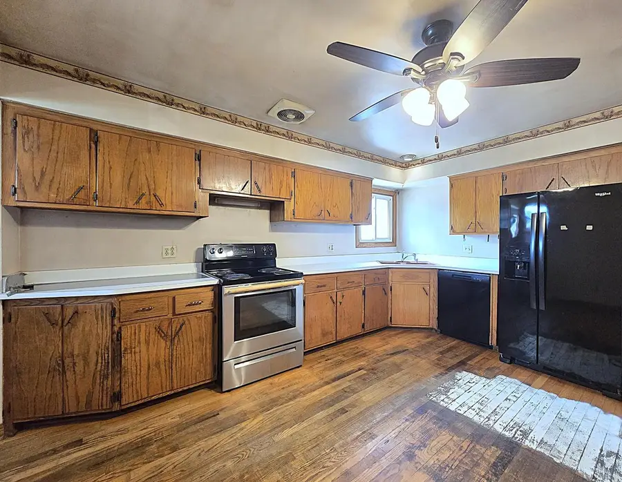 5863 S Hately AVENUE, Cudahy, WI 53110 - #2