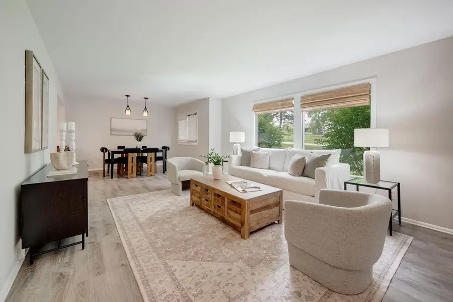 11762 N Ridgeway AVENUE, Mequon, WI 53097 - #2
