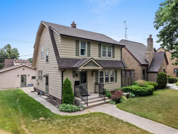 1123 North AVENUE, Sheboygan, WI 53083