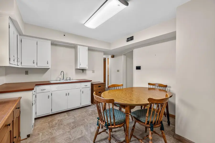 4031 W Morgan Avenue AVENUE, Milwaukee, WI 53221 - #2
