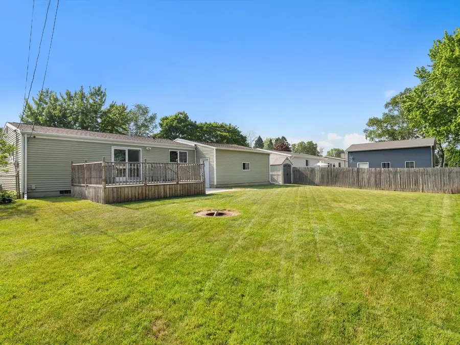 1445 Daisy DRIVE, Manitowoc, WI 54220 - #3