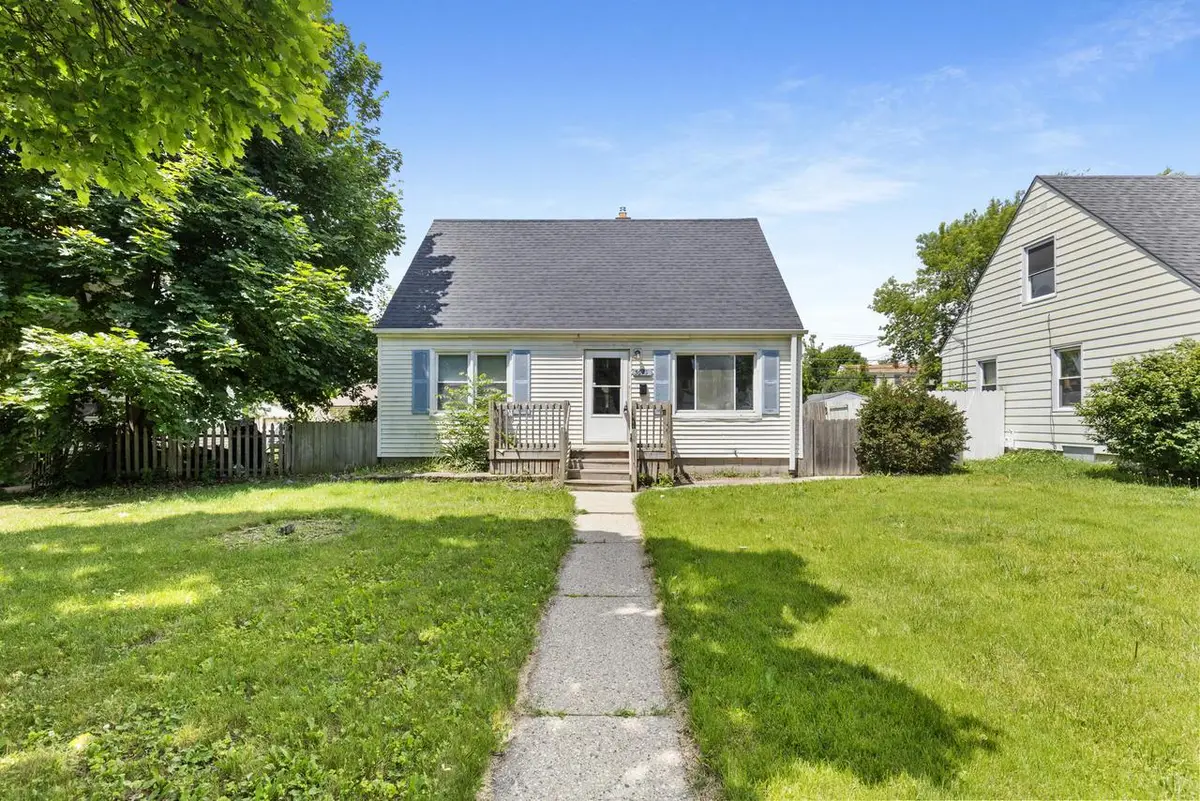 5675 N 58th STREET, Milwaukee, WI 53218 - #1