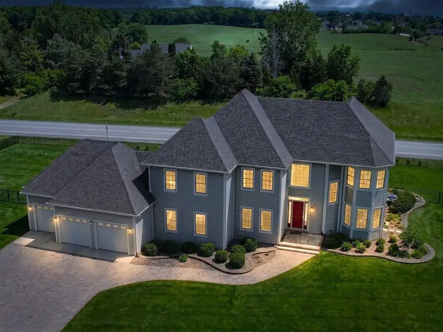 3268 Bay Hill ROAD, Port Washington, WI 53074 - #2