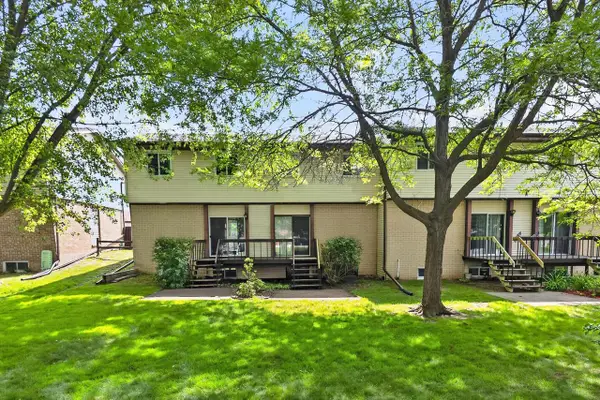 W163N11463 Windsor COURT #1, Germantown, WI 53022