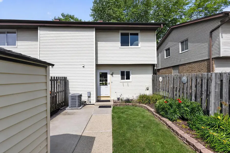 W163N11463 Windsor COURT #1, Germantown, WI 53022 - #2