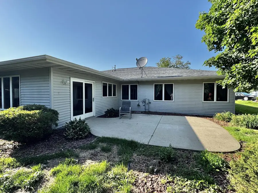 1303 Hadley COURT, Watertown, WI 53098 - #3