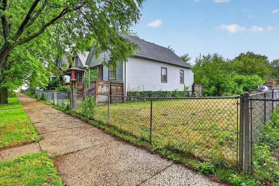 3147 N 39th STREET #3151, Milwaukee, WI 53216 - #3