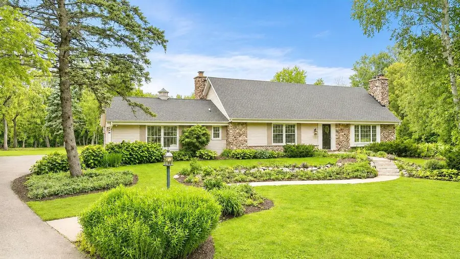 4838 W Glen Cove COURT, Mequon, WI 53092 - #2