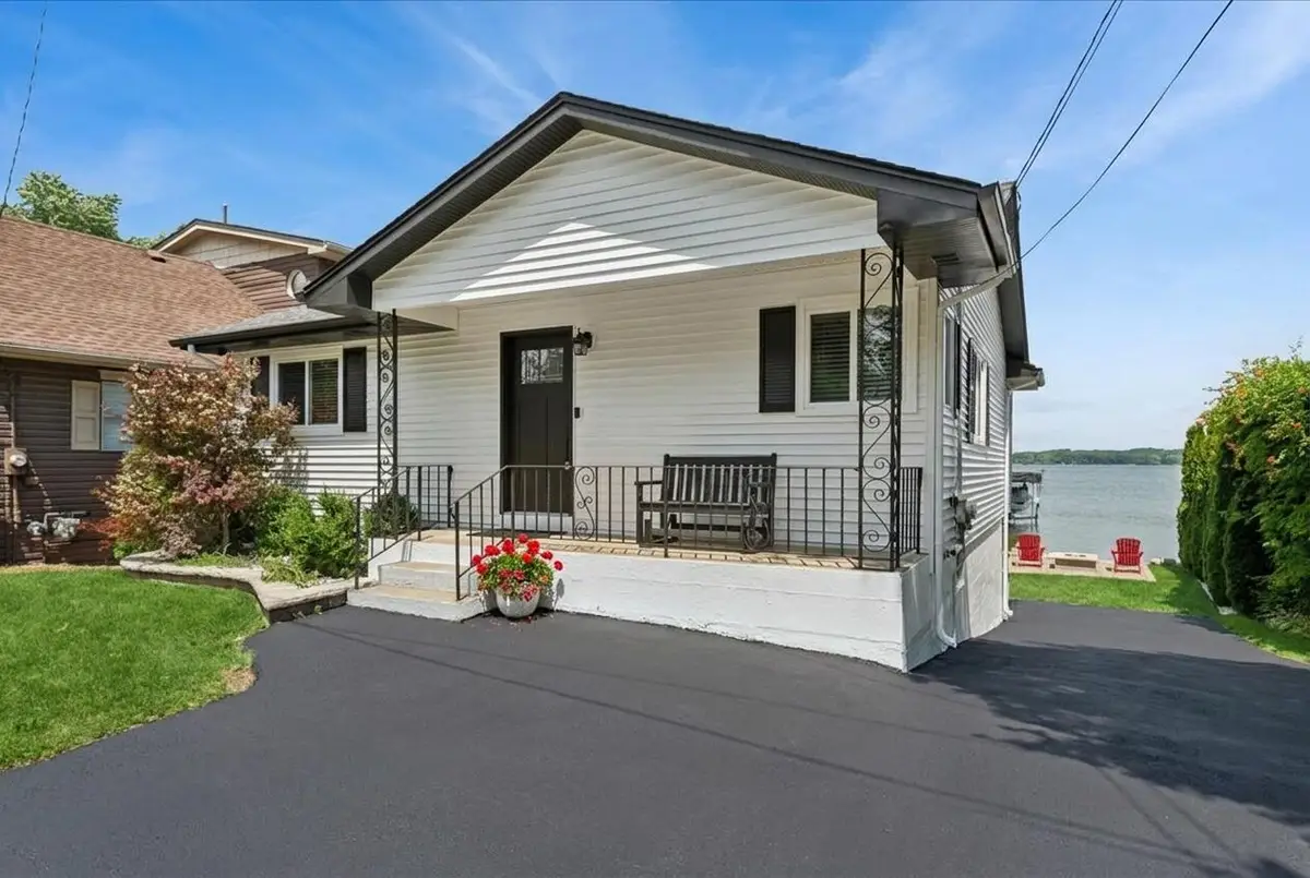 206 S Cogswell DRIVE, Silver Lake, WI 53170 - #1