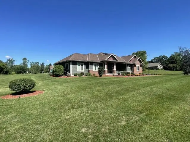 3134 Wood ROAD #11, Mount Pleasant, WI 53406 - #2