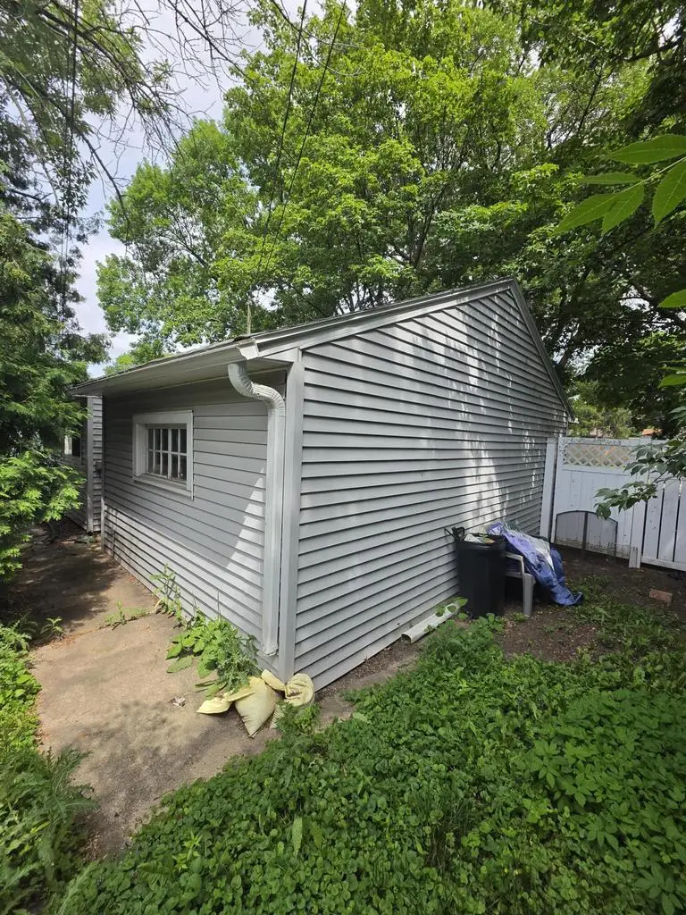 8329 W Auer AVENUE, Milwaukee, WI 53222 - #3