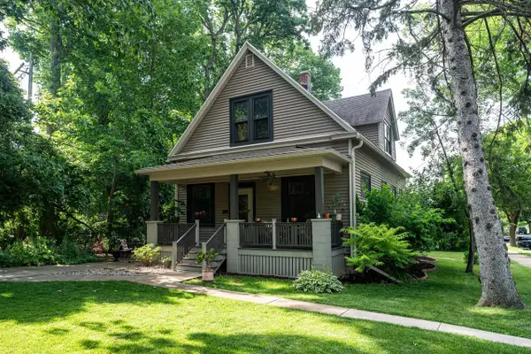 2803 E Holt AVENUE, Milwaukee, WI 53207