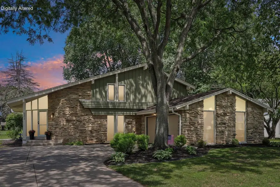 5806 Glen Flora DRIVE, Greendale, WI 53129 - #3