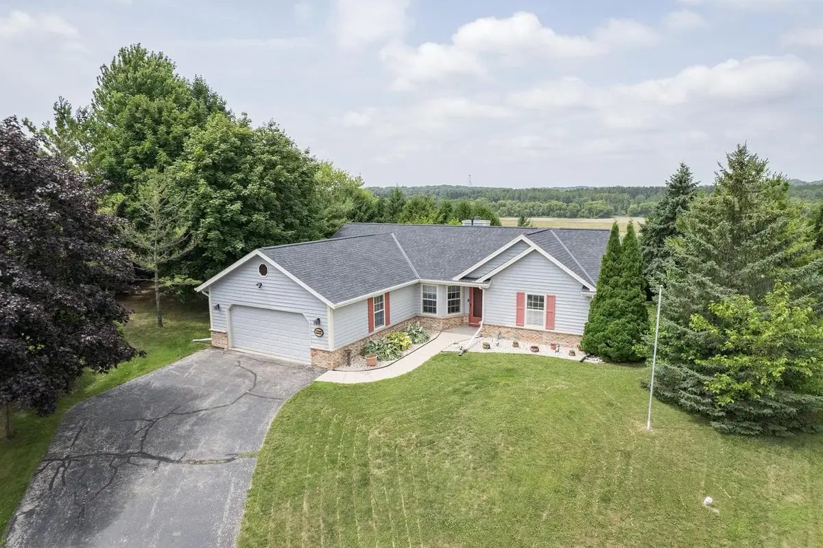 W4743 Scott LANE, Lebanon, WI 53047 - #1