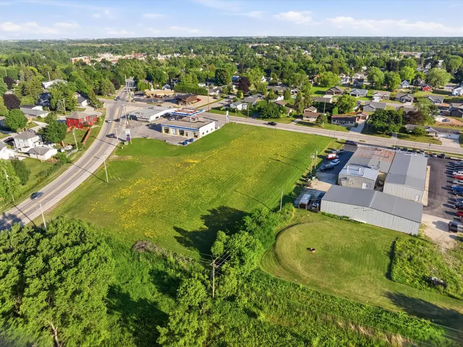 1036 FOND DU LAC AVENUE, Sheboygan Falls, WI 53085 - #2