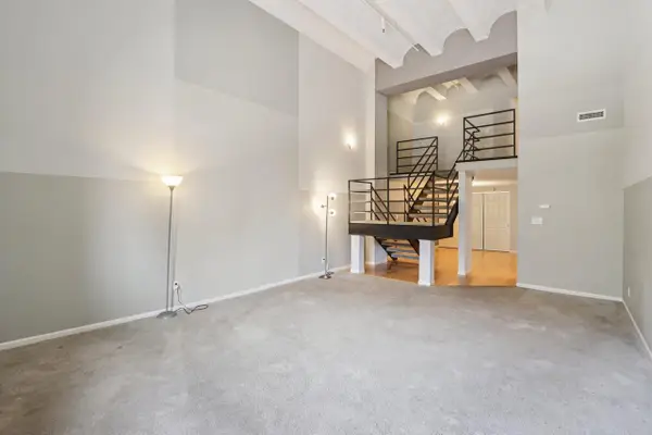 270 E Highland AVENUE #223, Milwaukee, WI 53202