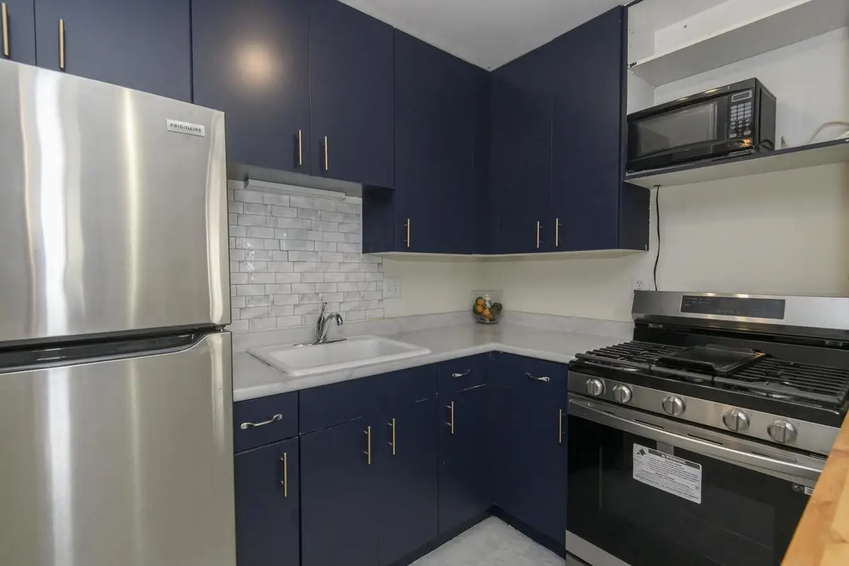 2222 E Belleview PLACE #106, Milwaukee, WI 53211 - #1