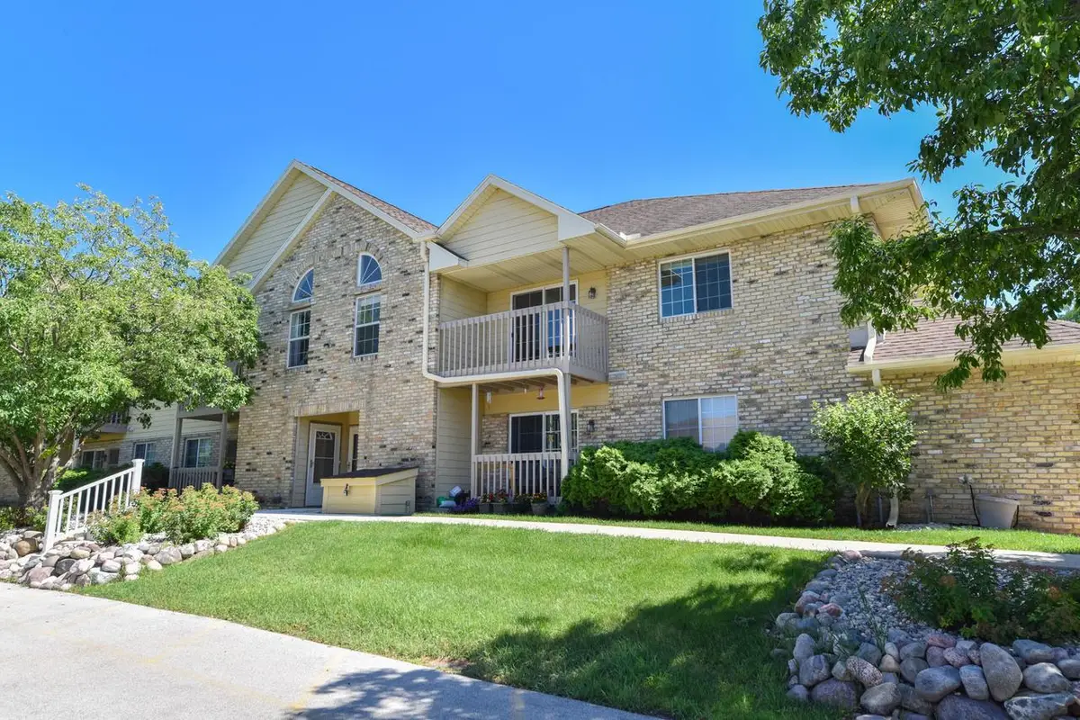 4835 Easy STREET #7, Milwaukee, WI 53209 - #1