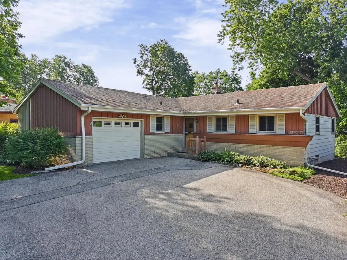 38904 91st PLACE, Genoa City, WI 53128 - #1