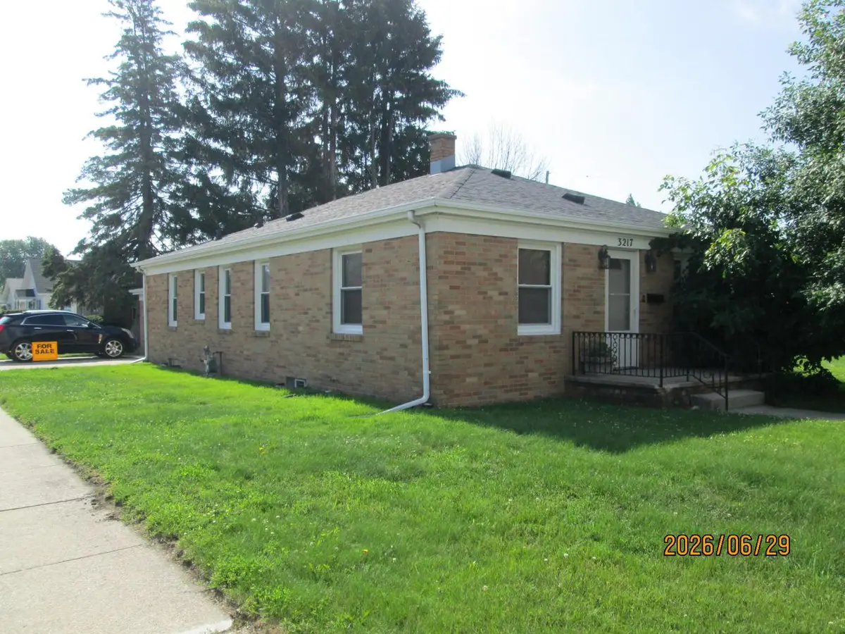 3217 Caledonia STREET, Racine, WI 53405 - #1