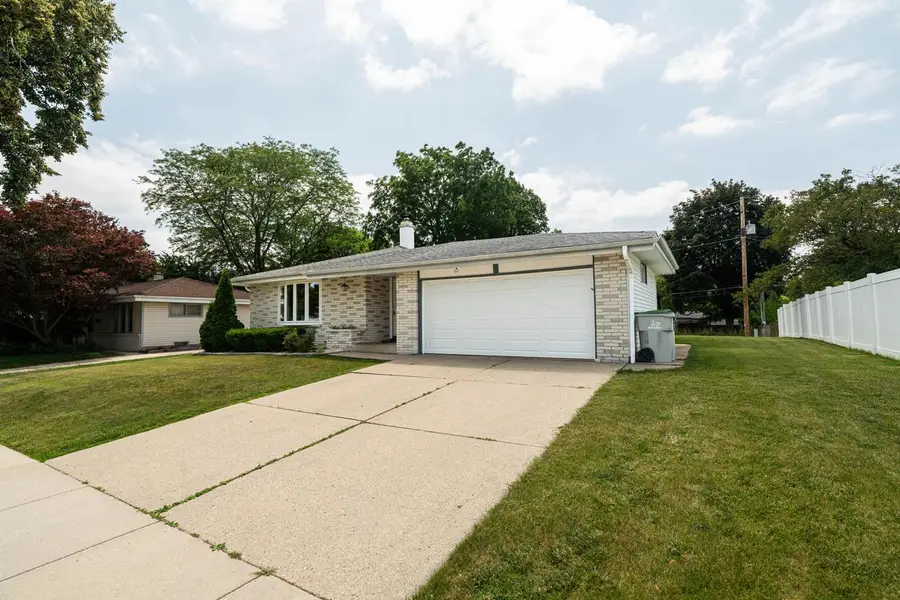 8625 W Petersik STREET, Milwaukee, WI 53224 - #2