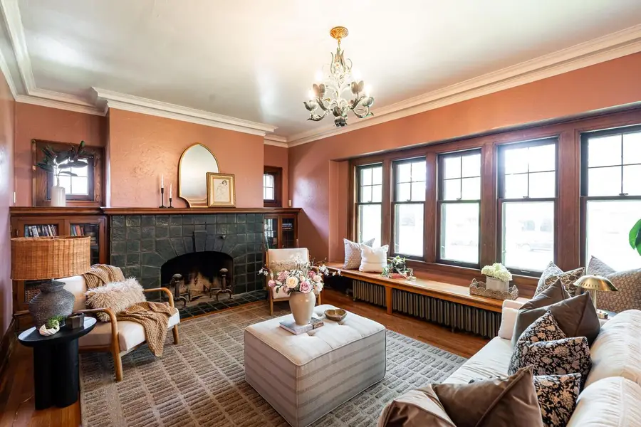 2543 N Grant BOULEVARD, Milwaukee, WI 53210 - #2