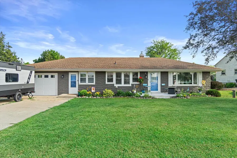 26727 Denoon ROAD, Wind Lake, WI 53185 - #2
