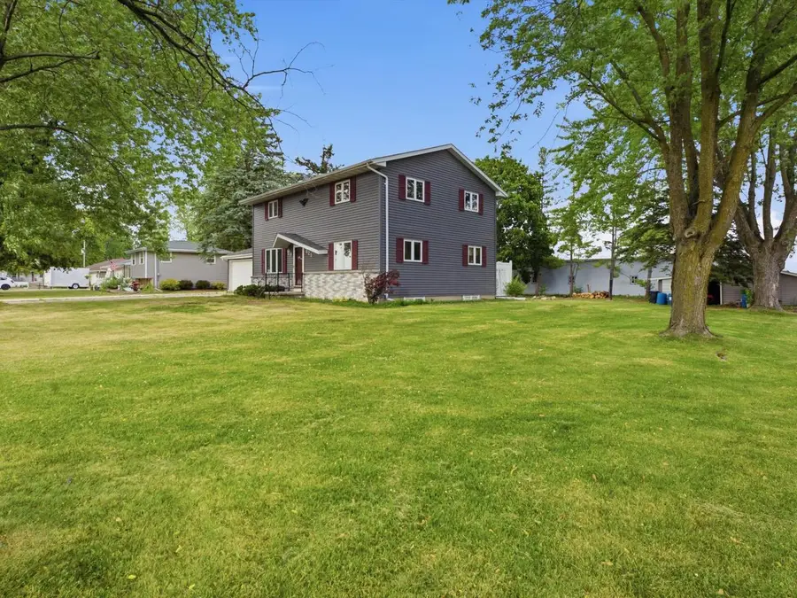825 Landis STREET, Collins, WI 54207 - #3