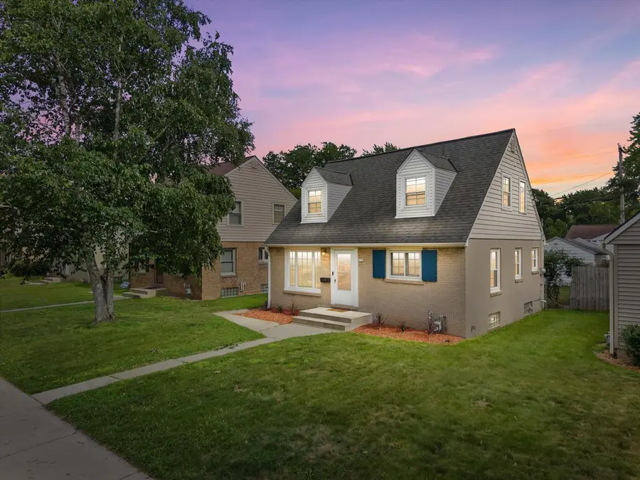 8129 W Burleigh STREET, Milwaukee, WI 53222 - #2