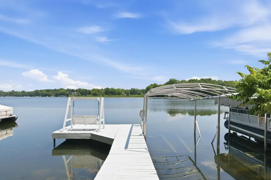 W288N8060 Park DRIVE, Hartland, WI 53029 - #2
