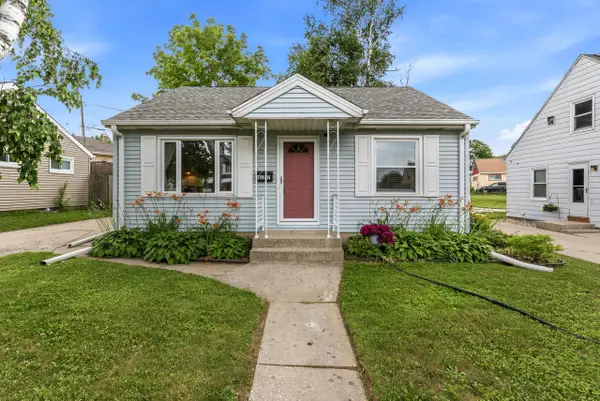 4107 S Hately AVENUE, Saint Francis, WI 53235