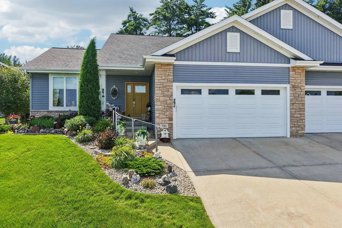 791 Country View Lane, Lake Mills, WI 53551 - #1