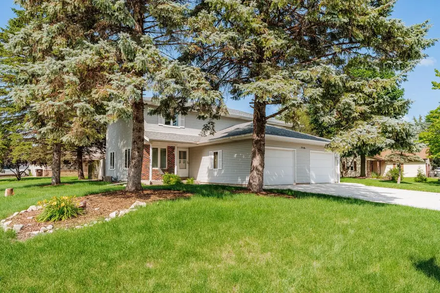 716 Fox LANE, Waterford, WI 53185 - #2