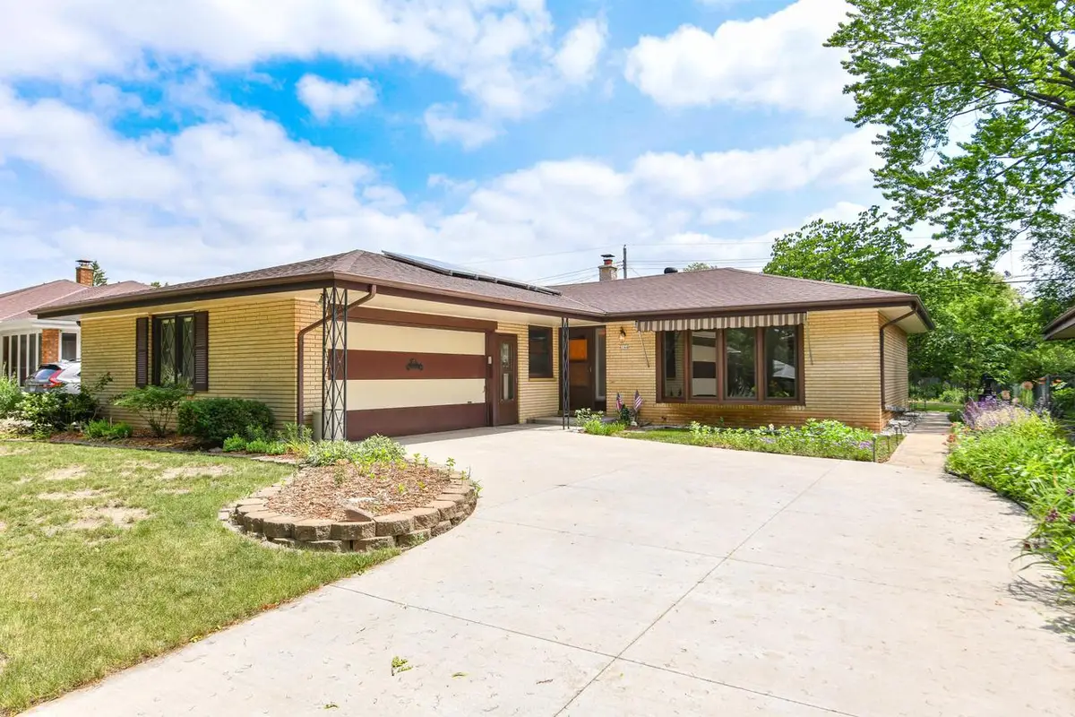 4144 N 96th STREET, Wauwatosa, WI 53222 - #1